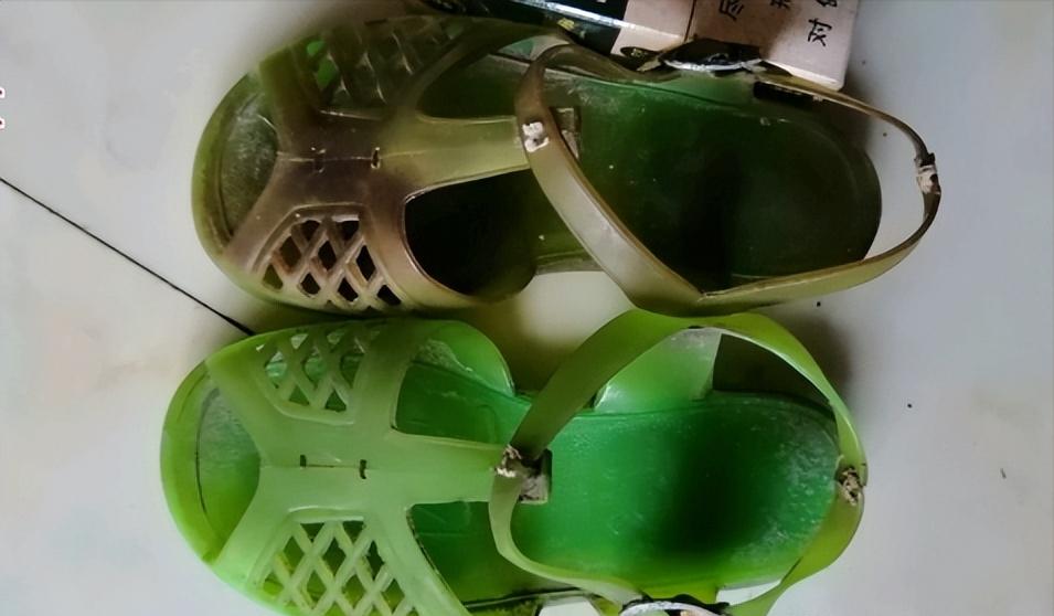 40年前供销社卖过的20个生活用品,七八十年代供销社卖的日用商品