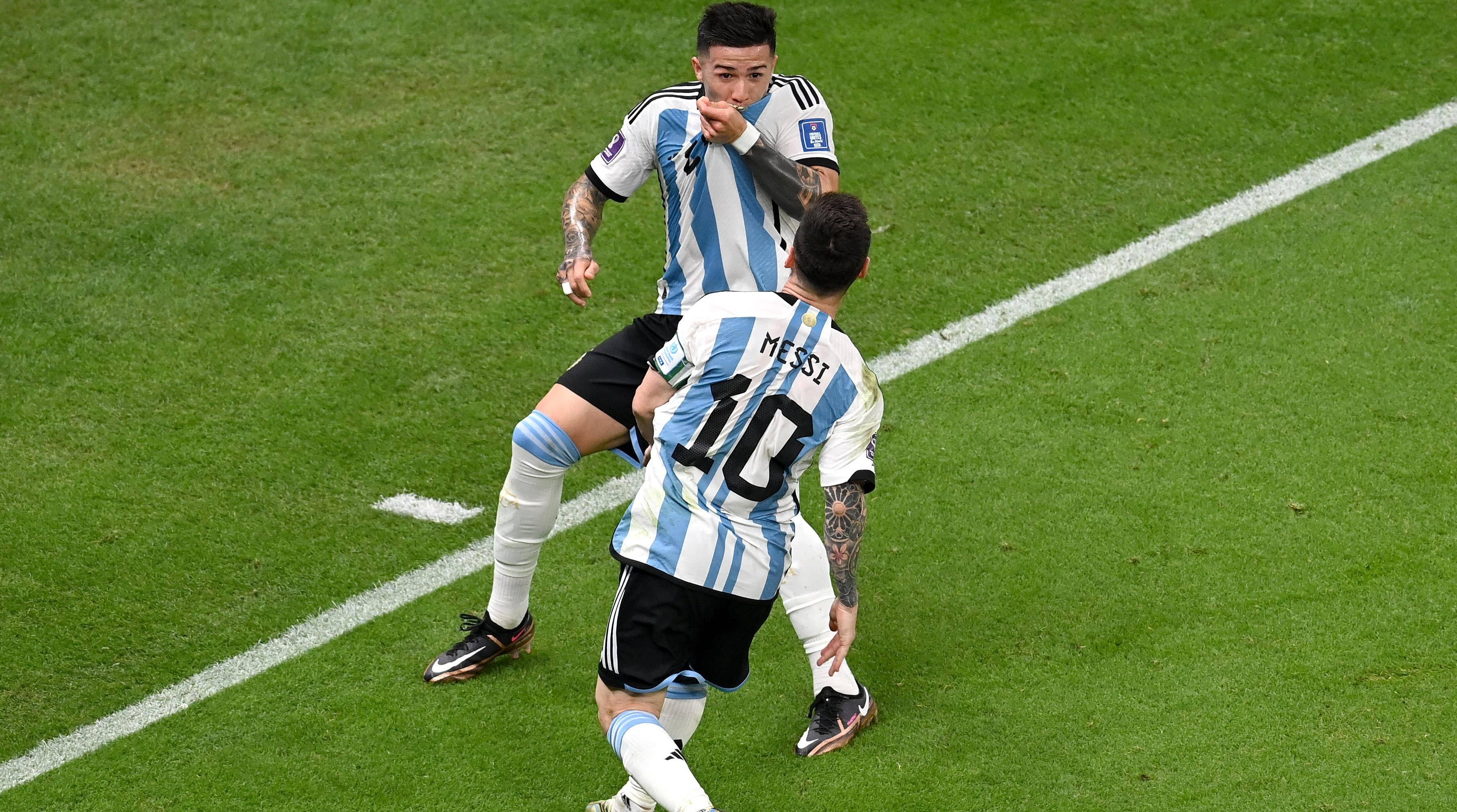 梅西和恩佐庆祝视频,恩佐谈梅西起鸡皮疙瘩