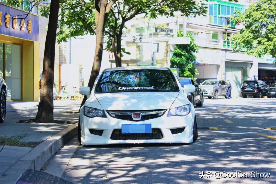 可盐可甜的cc,本田八代思域效果图