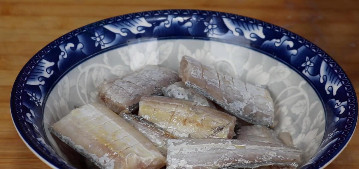 烧带鱼不散,烧带鱼要不要炸