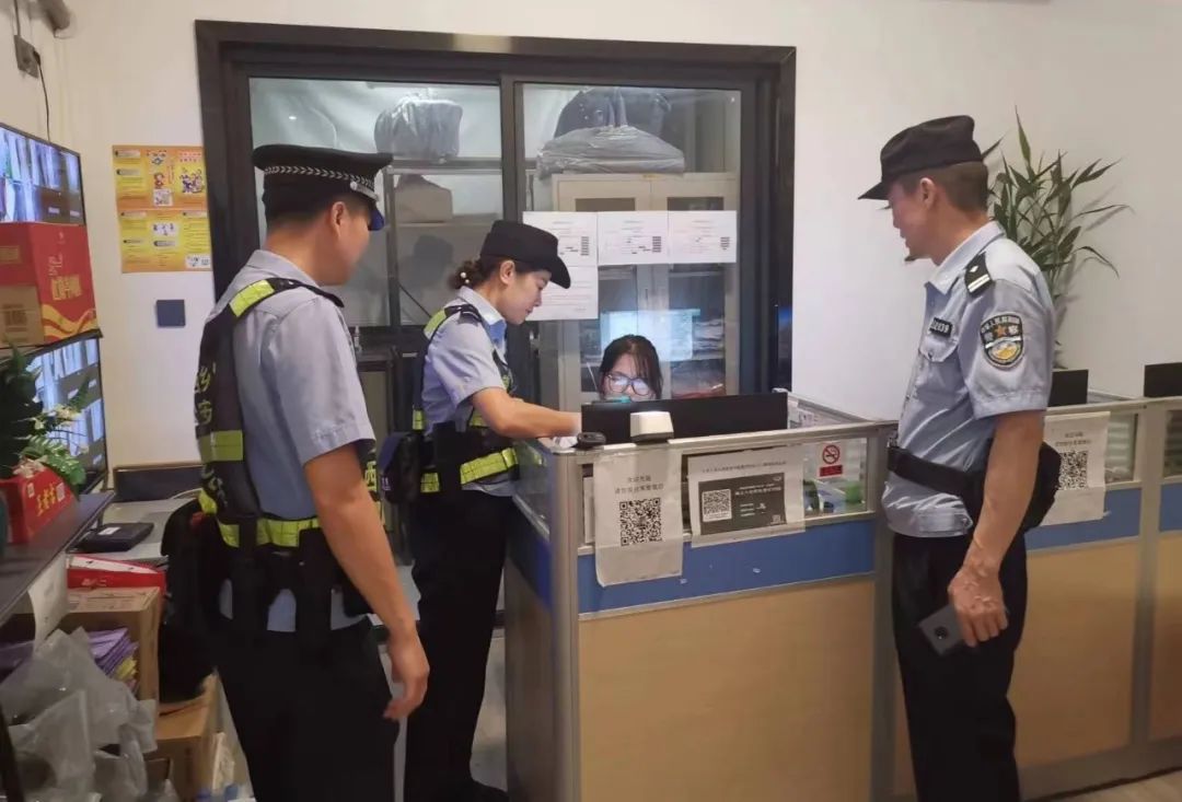 夏季行动守护平安,守一城烟火护万家心安