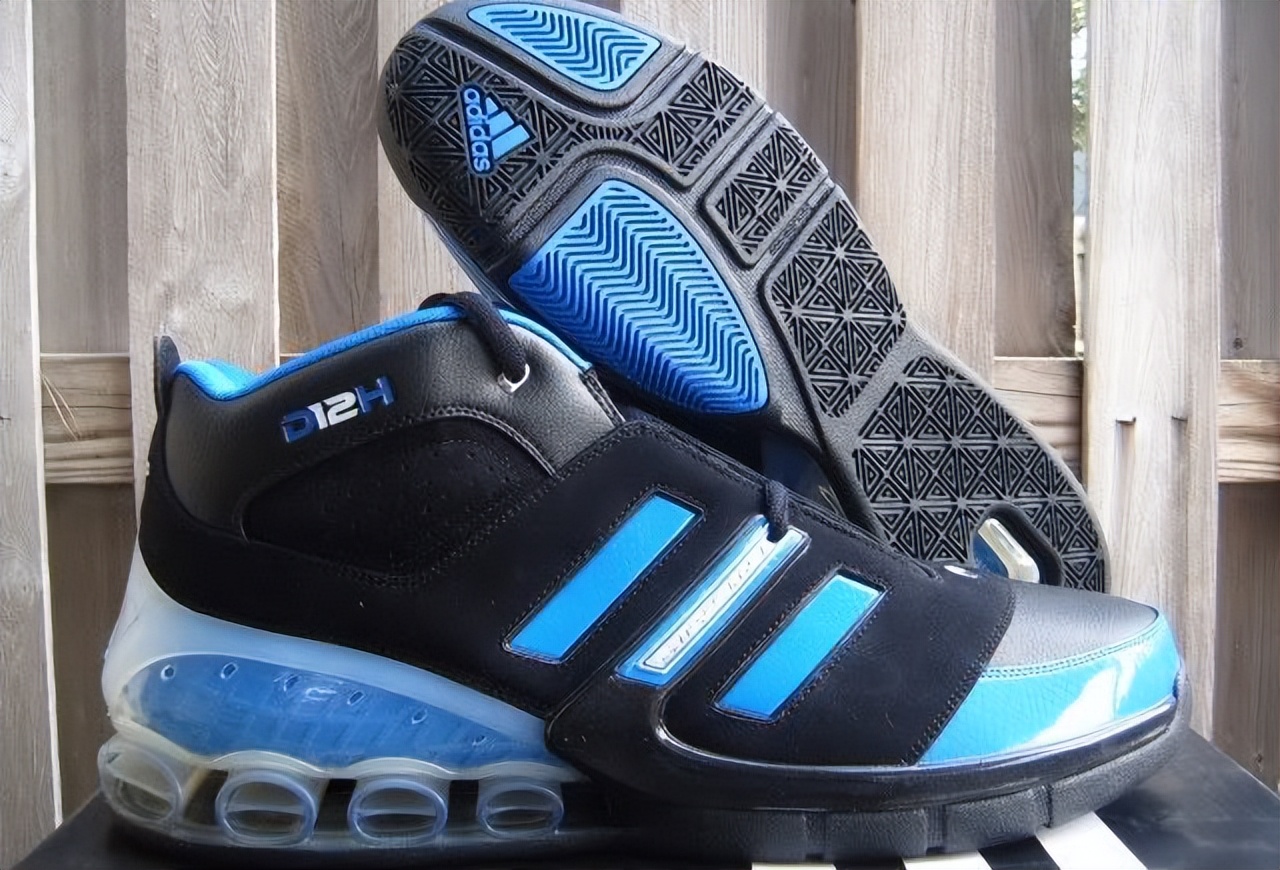 德怀特霍华德奥兰多,阿迪达斯霍华德历代篮球鞋图片