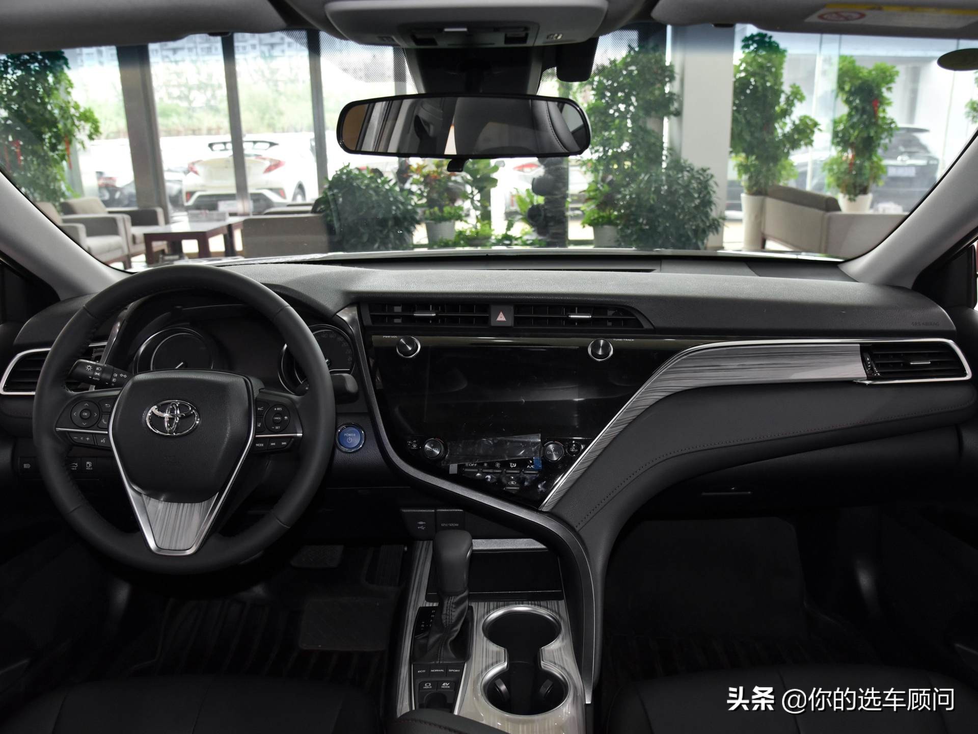 凯美瑞二手车保值率,b级车销冠凯美瑞2.5运动版价格