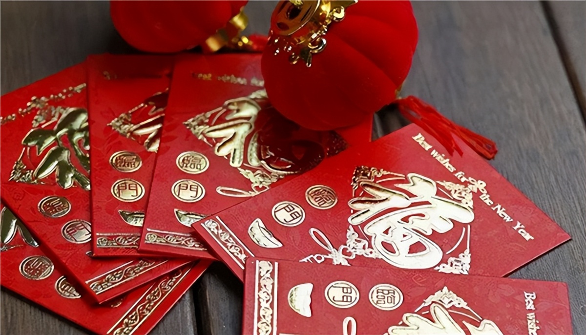 给“压岁钱”其实也有讲究，除夕给和初一给区别很大，别选错了