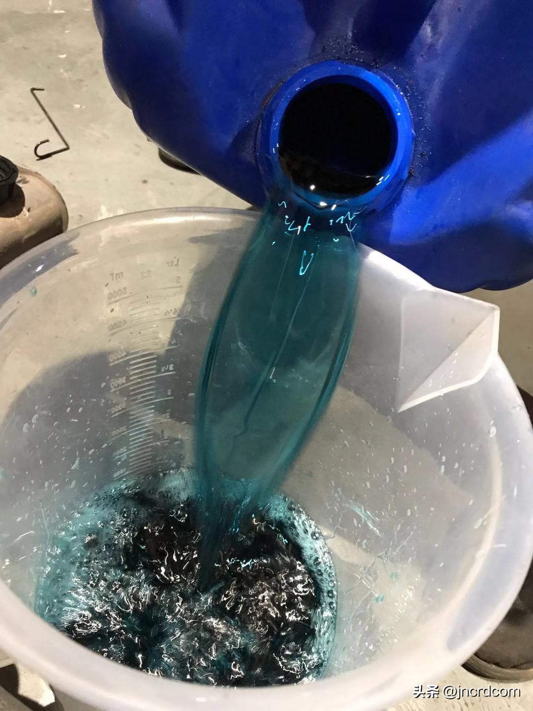 汽车冷却液的正确使用方法视频,冷却液测试仪怎么使用