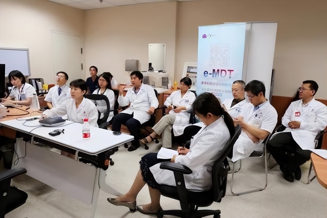 父亲癌症晚期拒绝输液和打针,父亲癌症医生建议放弃治疗