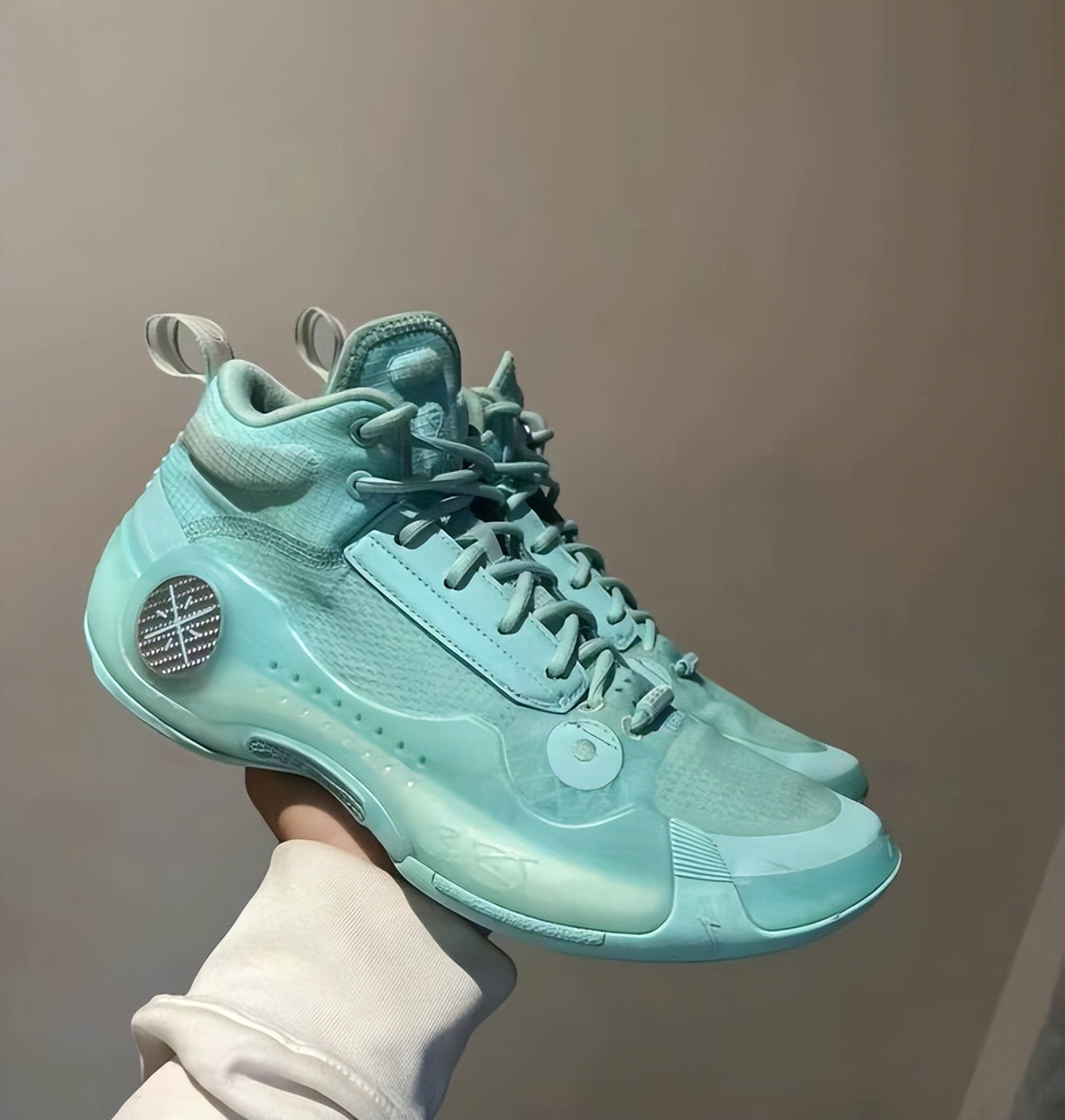 公认脚感最好的10双国产篮球鞋,公认实战最好的10双篮球鞋