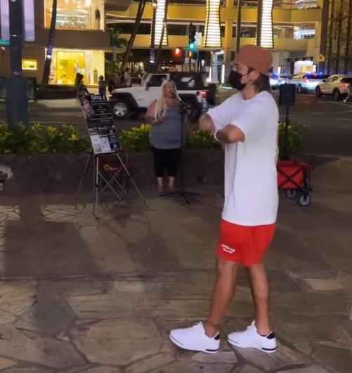 罗志祥在舞台上跳奇葩舞,罗志祥搞怪抖音