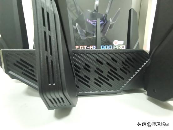 华硕ax11000pro游戏实测,华硕at-ax11000pro和八爪鱼7