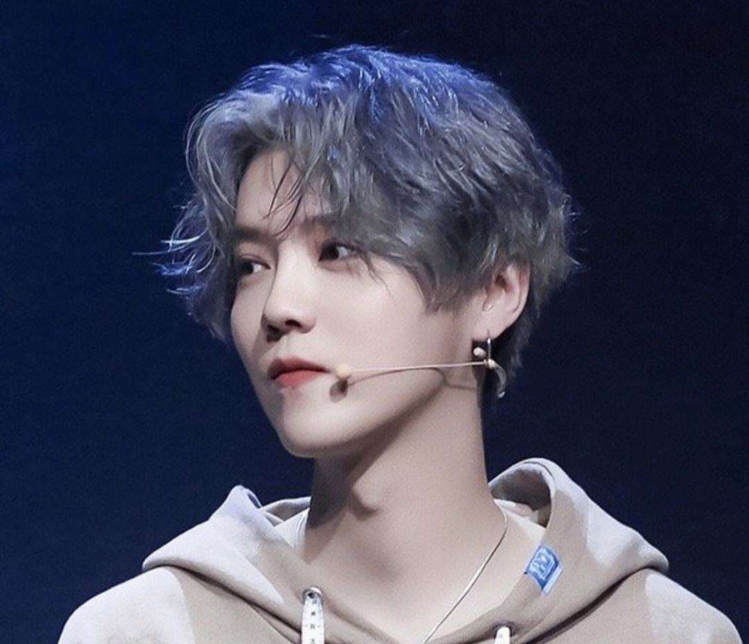 娱乐圈的残酷真相表现得淋漓尽致,娱乐圈的残酷真相豆瓣