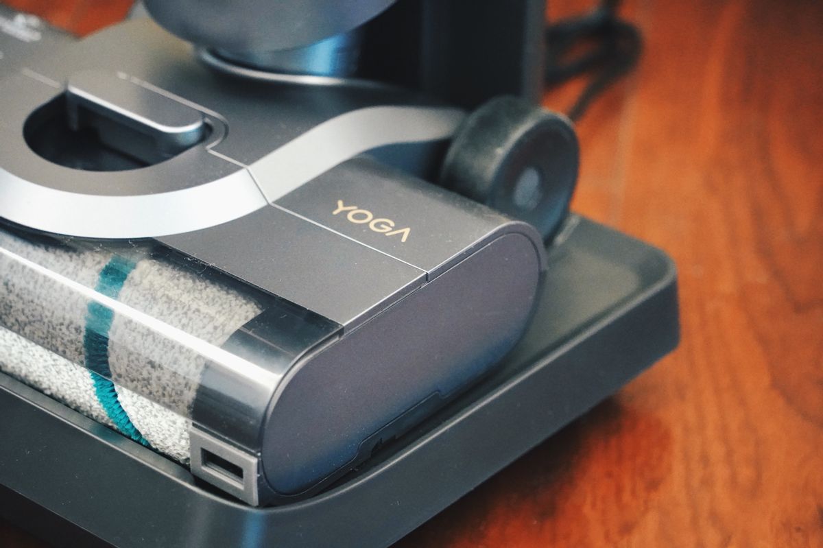 高效地面清洁,联想YogaLifeV7无线洗拖一体机轻体验