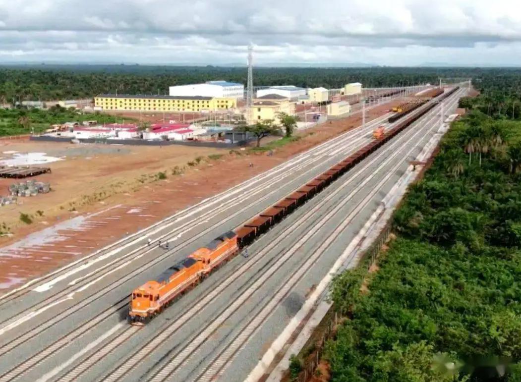 中国滚装船有多牛,中国最大的滚装船能运多少辆汽车