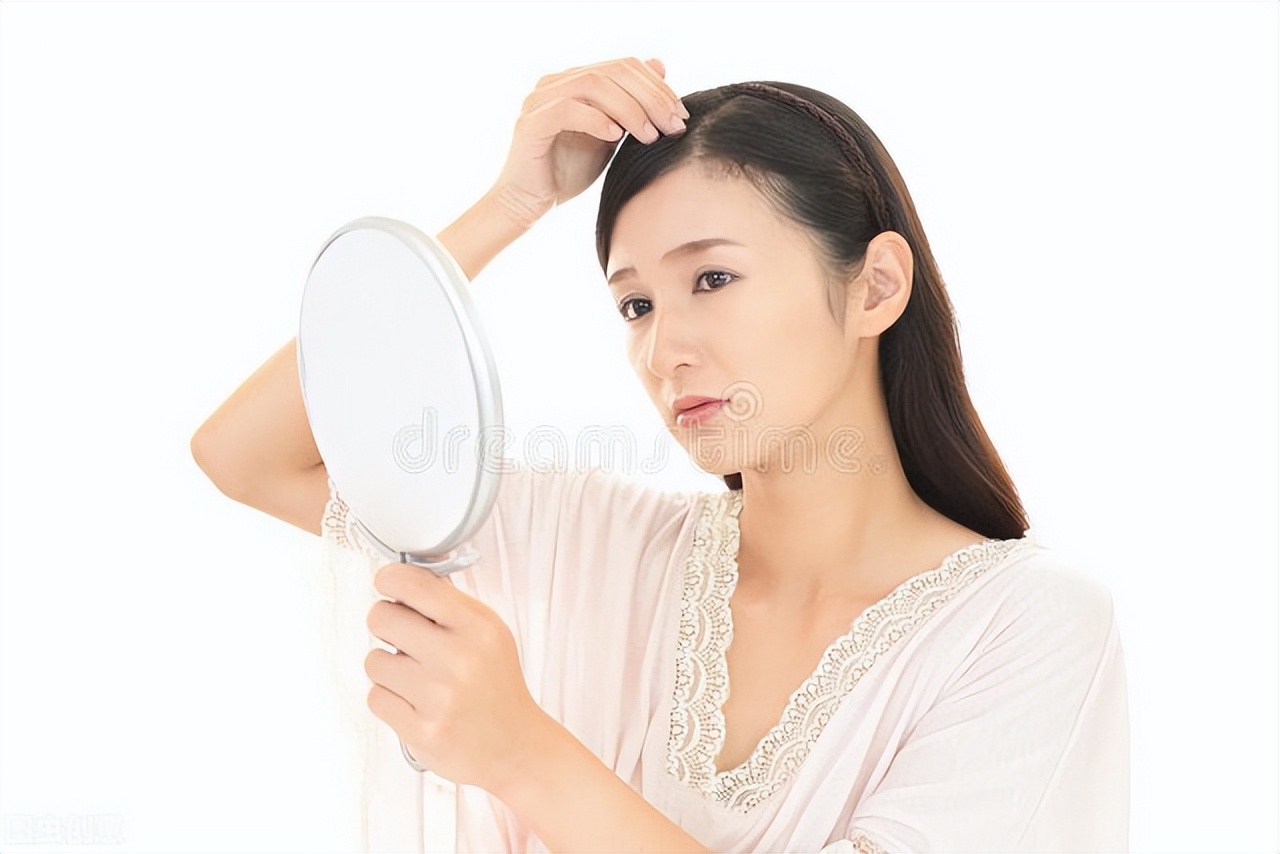 拔白头发要怎样才能长出黑发,白头发拔一根长七根吗