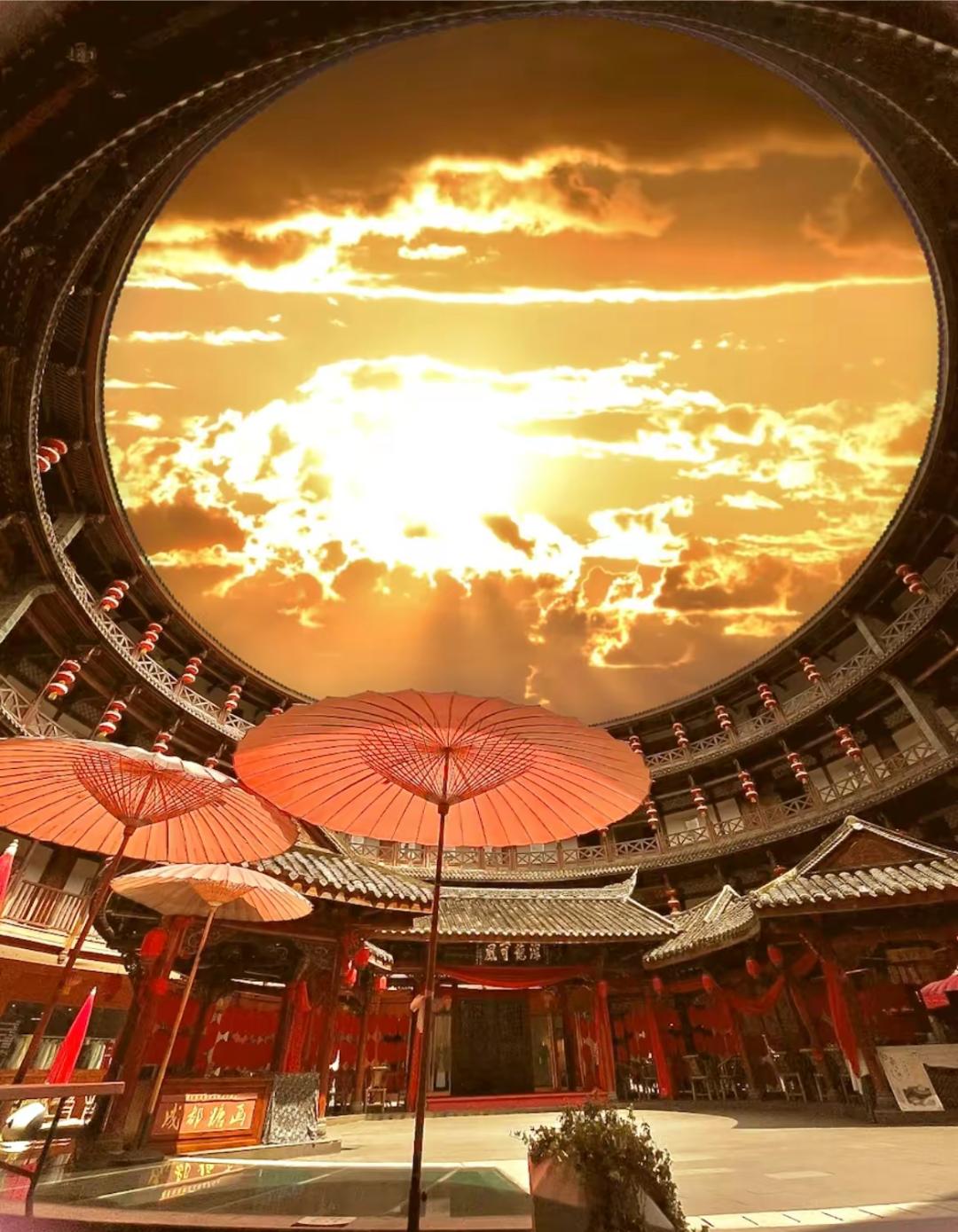 土楼大鱼海棠拍照地,成都周边大鱼海棠同款土楼