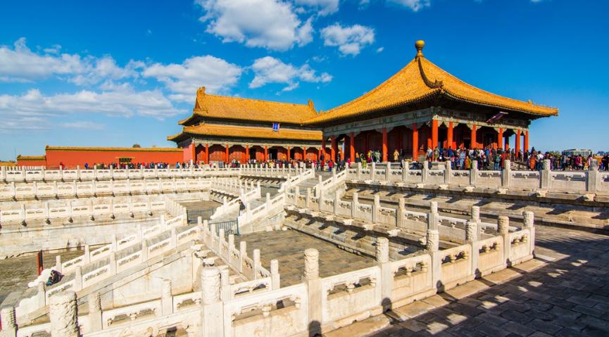 皇帝吃饭“食不过三”，剩下的食物去往哪里，竟形成一条产业链