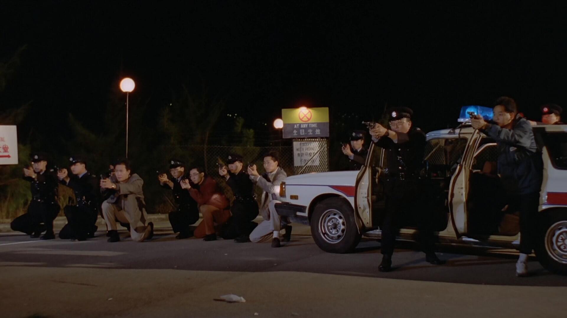 香港科幻大尺度电影，男女机器人的经典对决＃《女机器人》