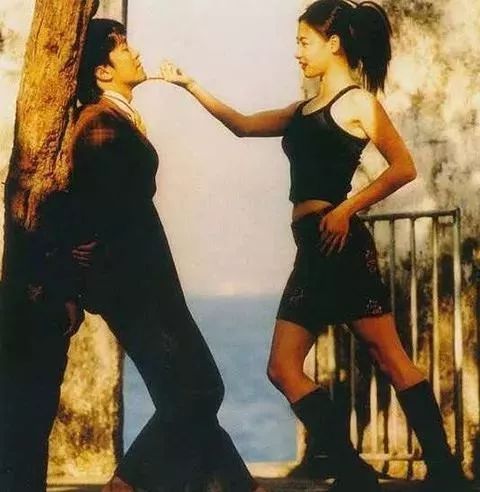 闺蜜cp头像二人一起,既是闺蜜头像又是情侣头像可保存