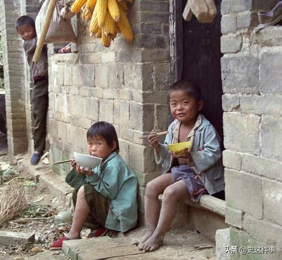 16岁女孩为养家三度卖血,16岁女孩为哥哥卖血上学山东