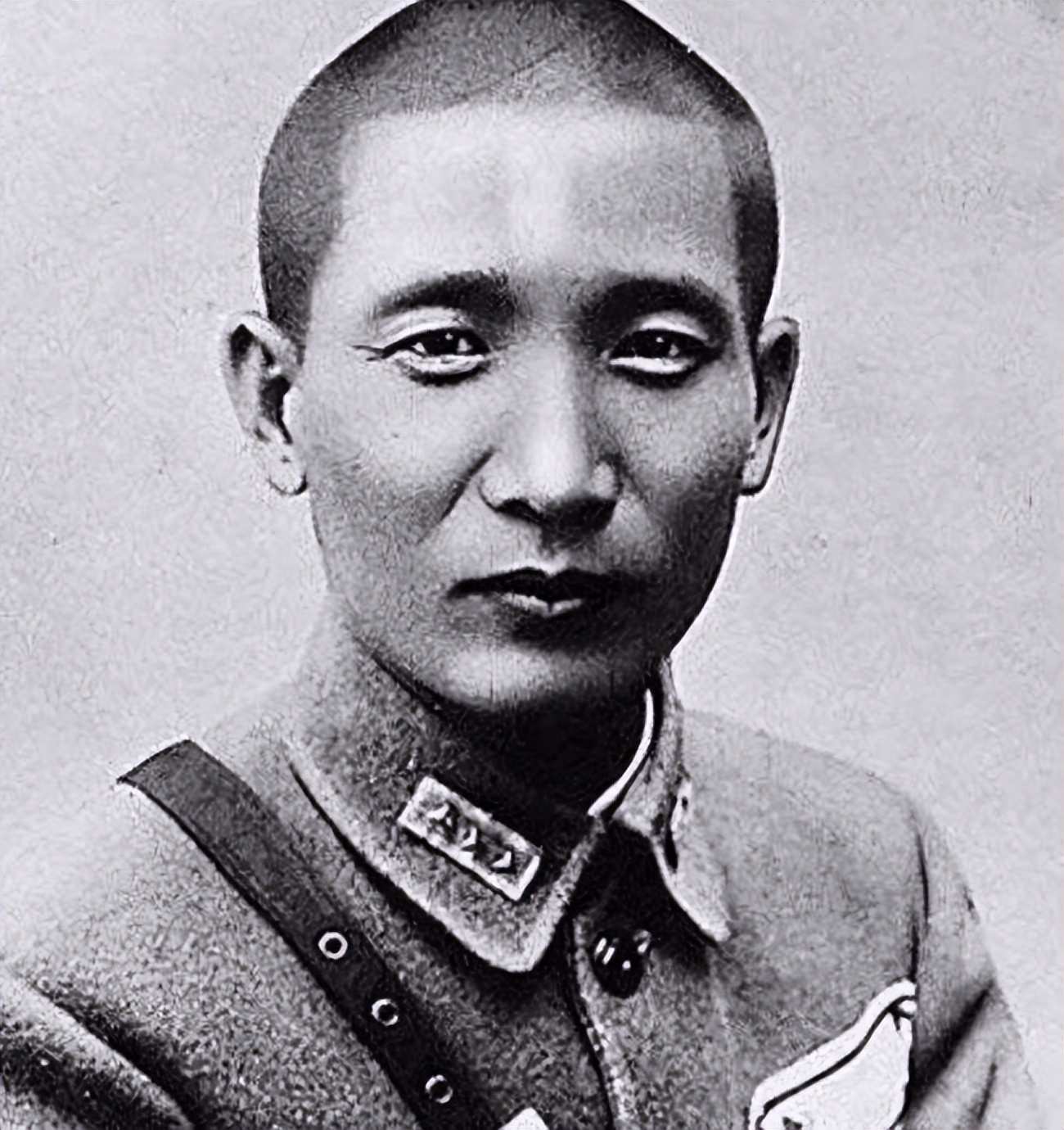 1986年华莱士问：台湾有何必要同大陆统一？*小平邓**的回答震耳欲聋