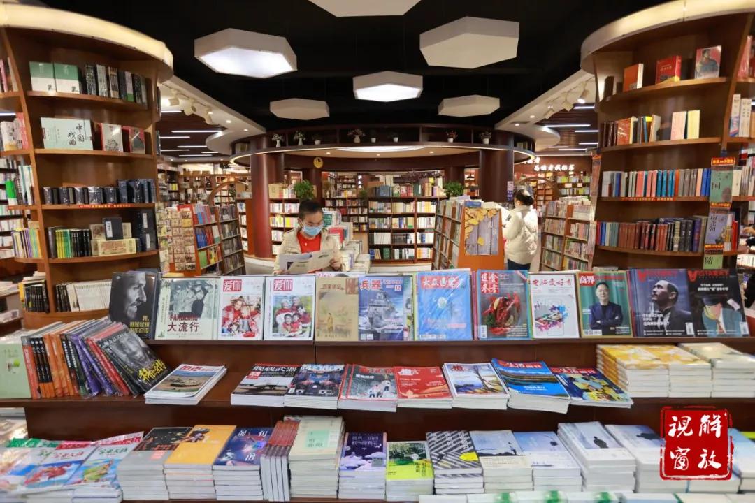 五一广场适合打卡的图书馆,五星步行街图书馆