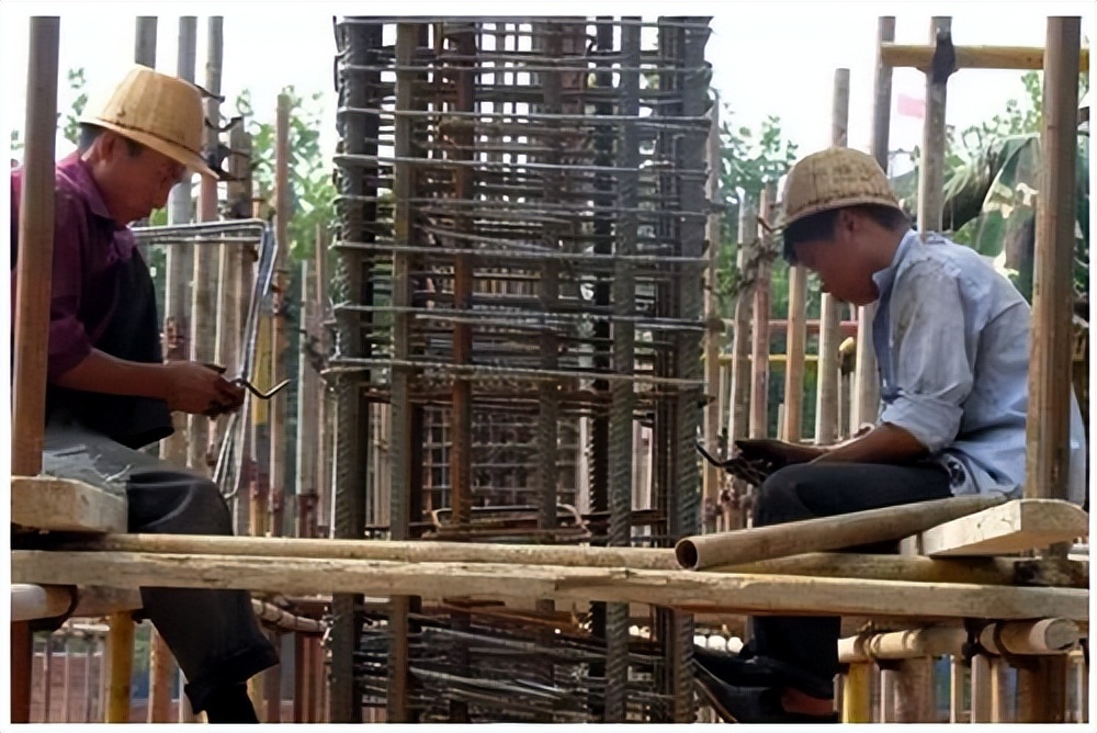 大于22的钢筋必须采用机械连接吗,12-16的钢筋可以做机械连接吗