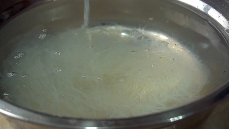 失眠一定要吃这种菜一觉睡到天亮,失眠就怕这菜每天吃一盘安神无梦