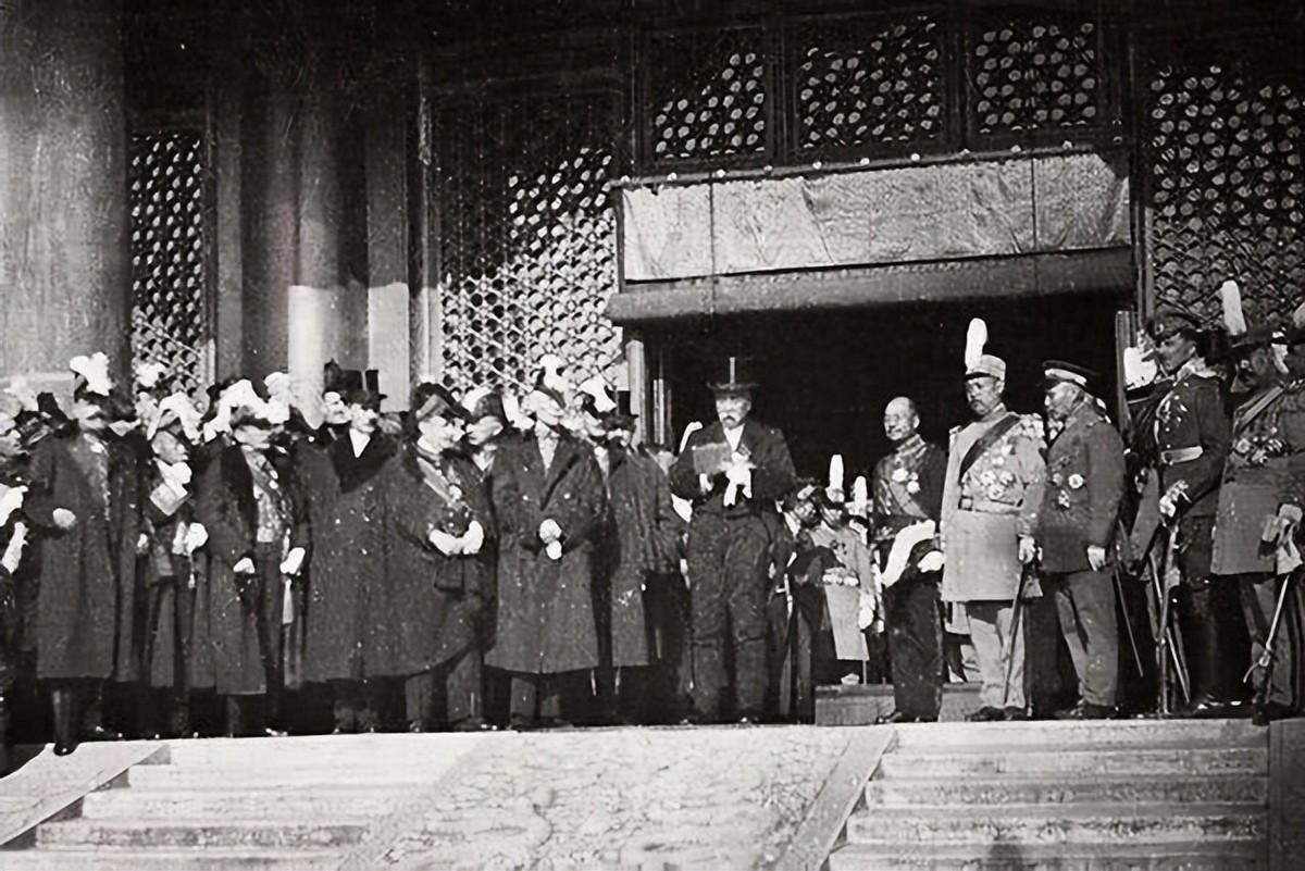 斯瓦尔巴群岛中国能建军事基地吗,中国在斯瓦尔巴群岛能开发矿吗