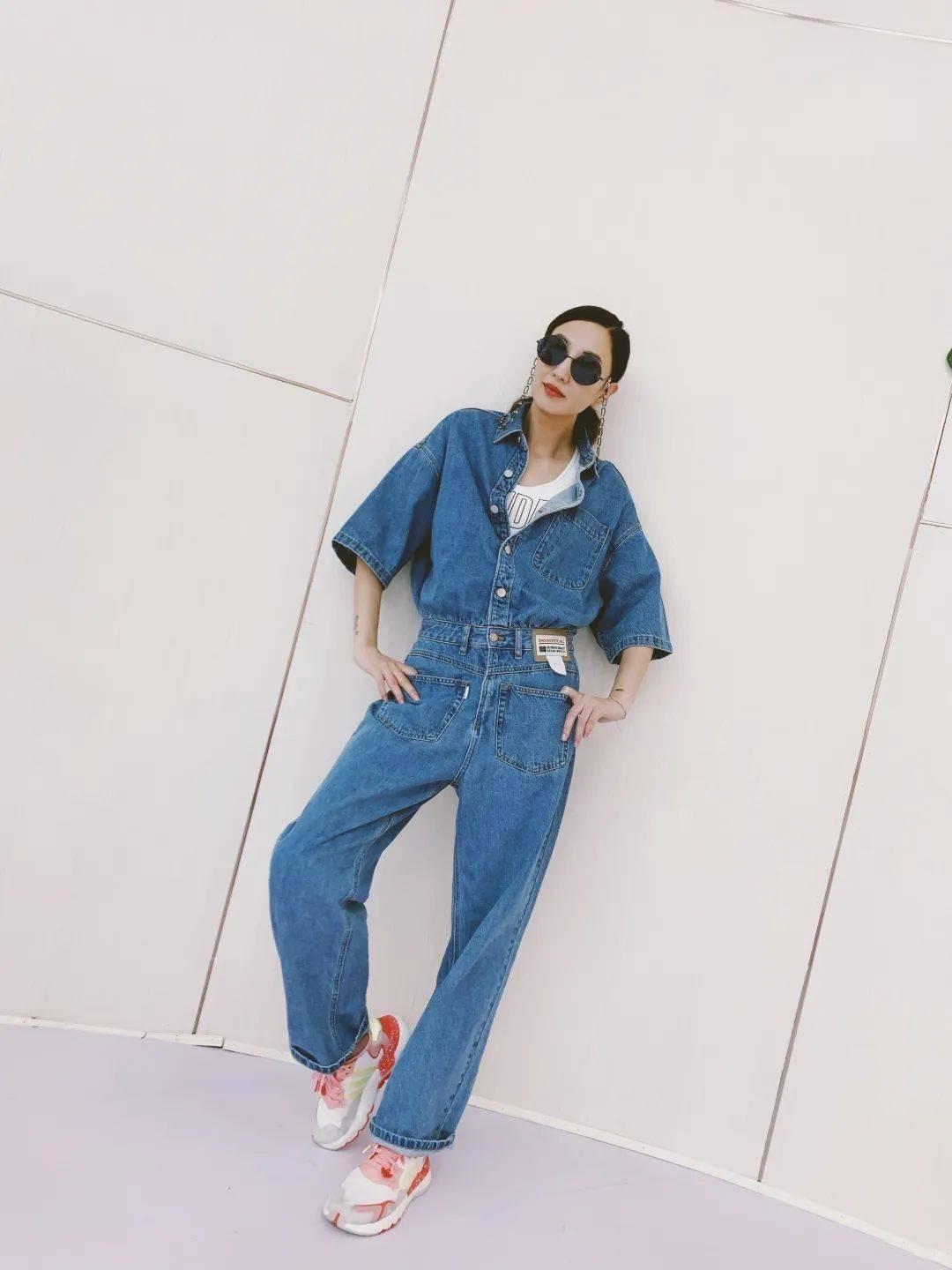 郑希怡穿衣风格有哪些类型,郑希怡的穿衣搭配