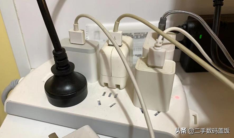 iphone充不了电了怎么办,iphone12promax太凉充不上电