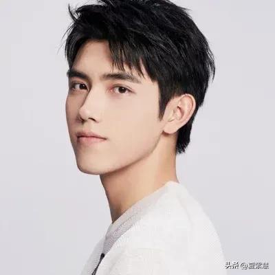 “京圈太子爷”陈飞宇与女网红的“床照门”事件始末