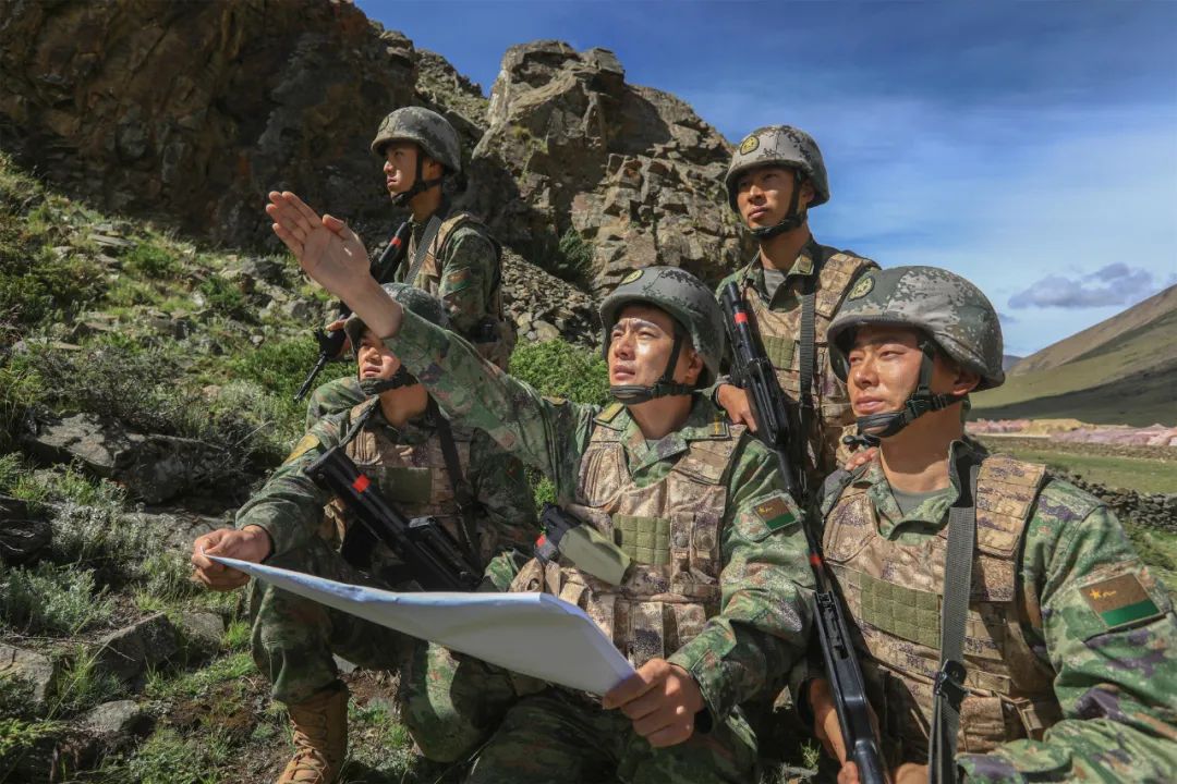 中国军人的代表名词是什么,我国军人的名称