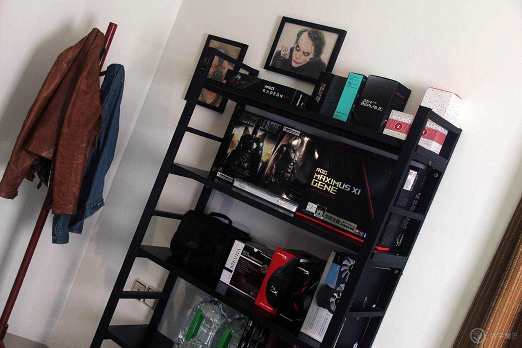 推荐几款高逼格电脑桌面,实用科技感很强的电脑桌面