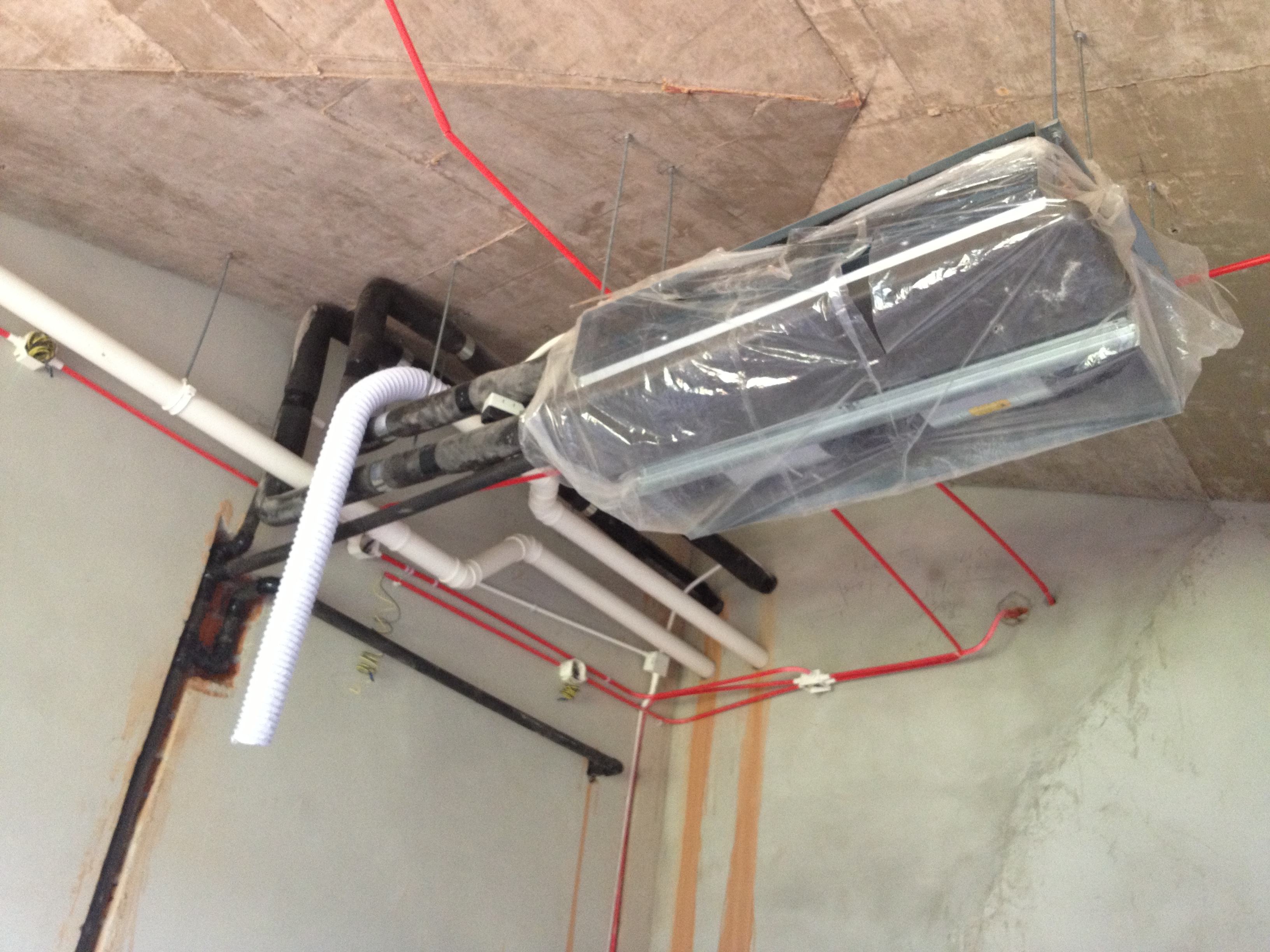 分体式空调不吹风是什么问题,空调挂机风管机中央空调哪个好