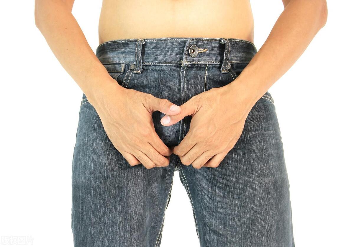 80多岁老年人前列腺肥大怎么治疗,老年人前列腺肥大尿血怎么办