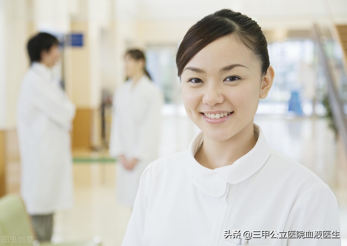 护士是不是挺辛苦的,护士很累吗工资待遇怎么样