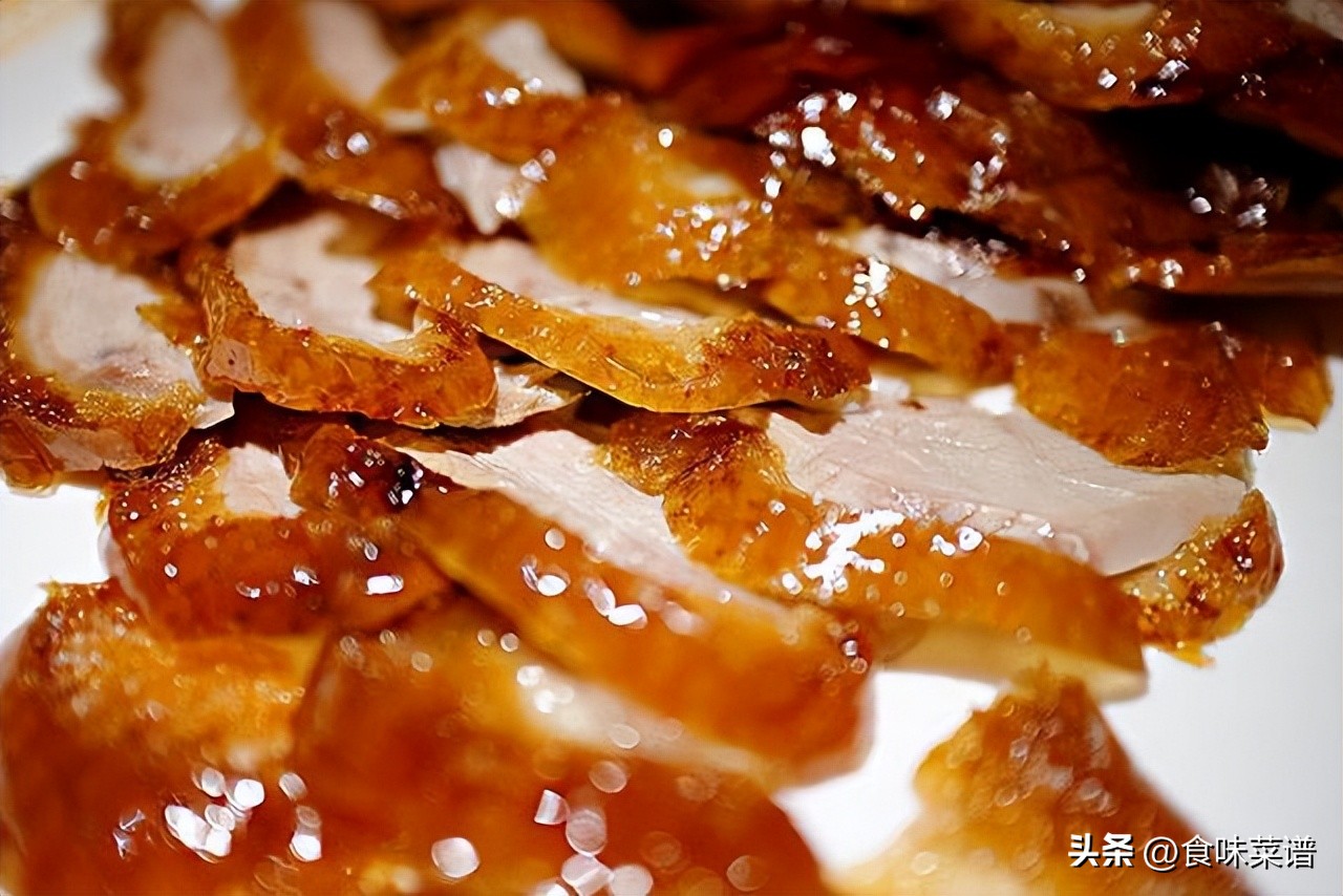 在北京吃烤鸭好吃性价比高,在北京吃全聚德烤鸭