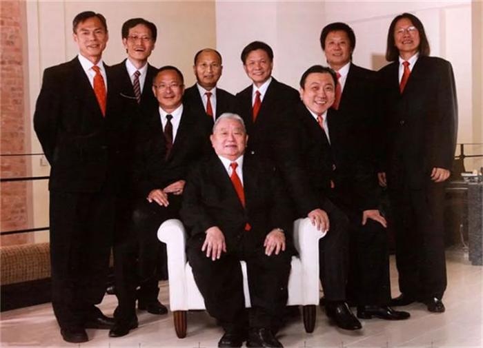 香港影坛8对父子组合：王天林桃李满天下，歌手王杰也是星二代