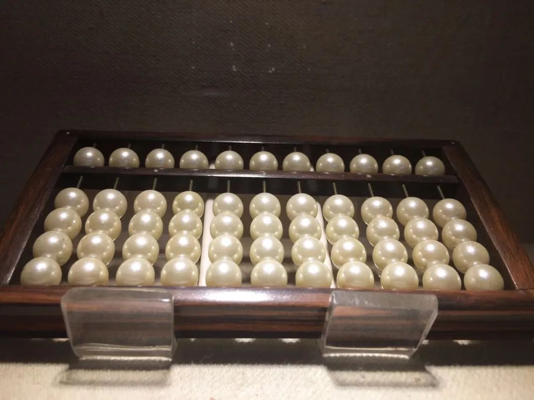 老算盘价值不菲吗,普通老算盘有收藏价值吗