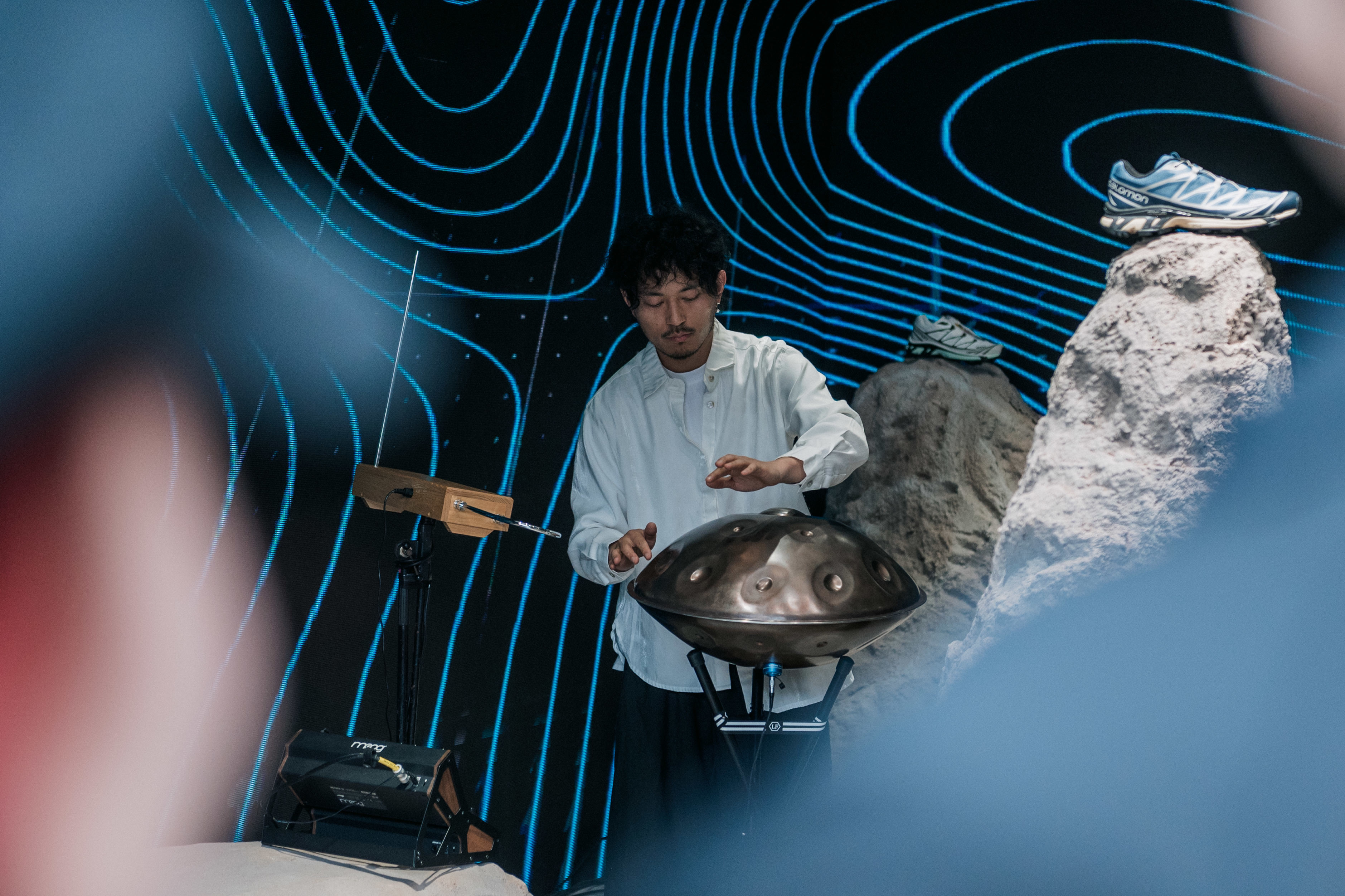 SalomonXT-6十周年限定店「风尚千蓝」登陆杭州湖滨银泰in77