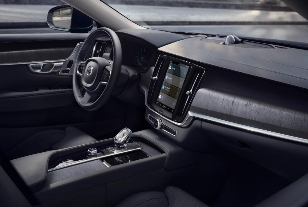 沃尔沃s90和奔驰e级哪个档次高,沃尔沃s90和奔驰e怎么选