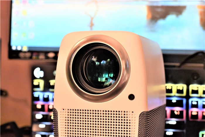 泰捷weboxt1投影仪评测视频,泰捷weboxt1s投影仪隐藏功能