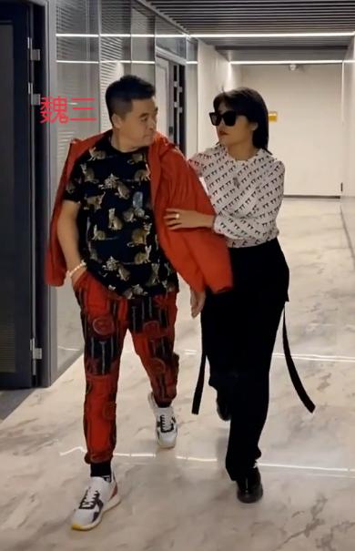 张玉娇谈赵本山关婷娜,张玉娇直播谈赵本山关婷娜