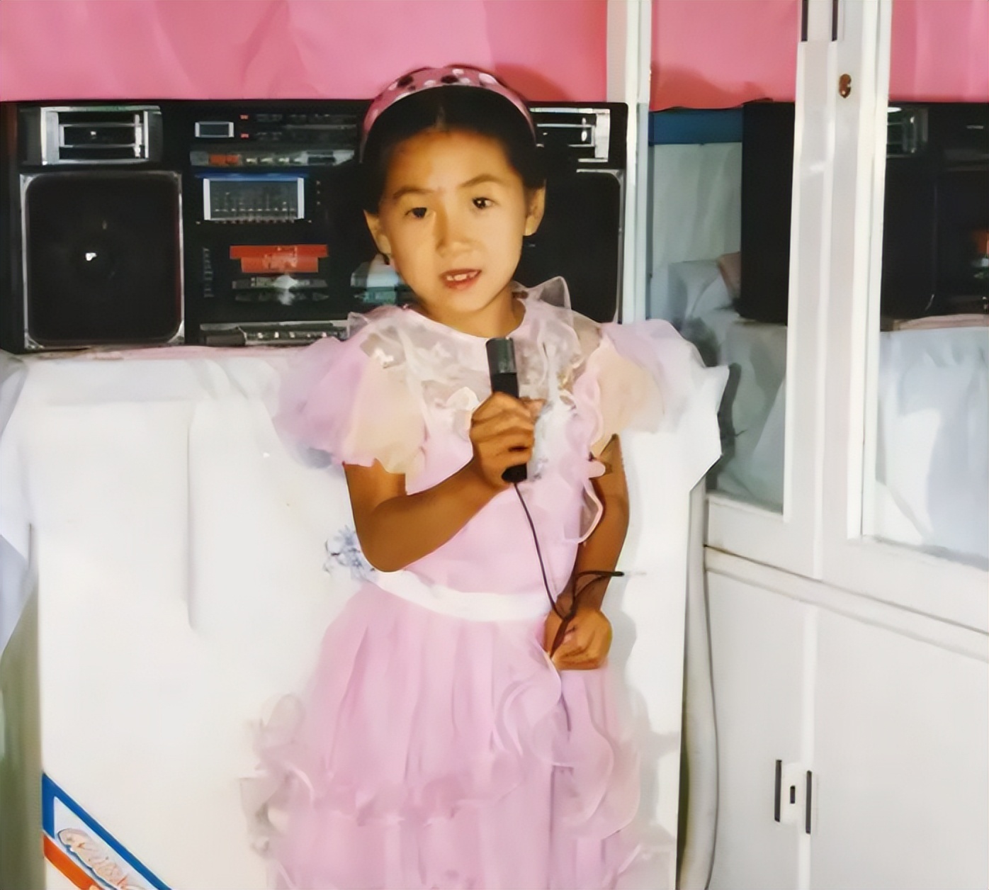 孩子被医院误诊十几年怎么处理,两家孩子被医院抱错五年的连续剧