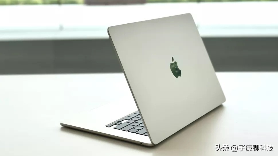macbookair15英寸屏幕刷新率,macbookair15寸屏幕素质