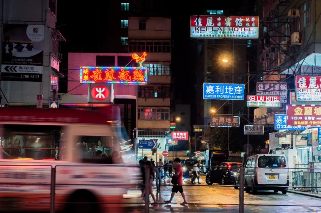 优之良品、许留山、UA…封关两年多，香港多少熟悉的店消失了？