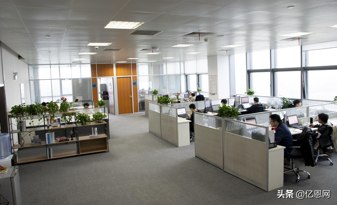 娴峰綊澶,澶璺ㄥ鐢靛晢骞村叆鐧句竾