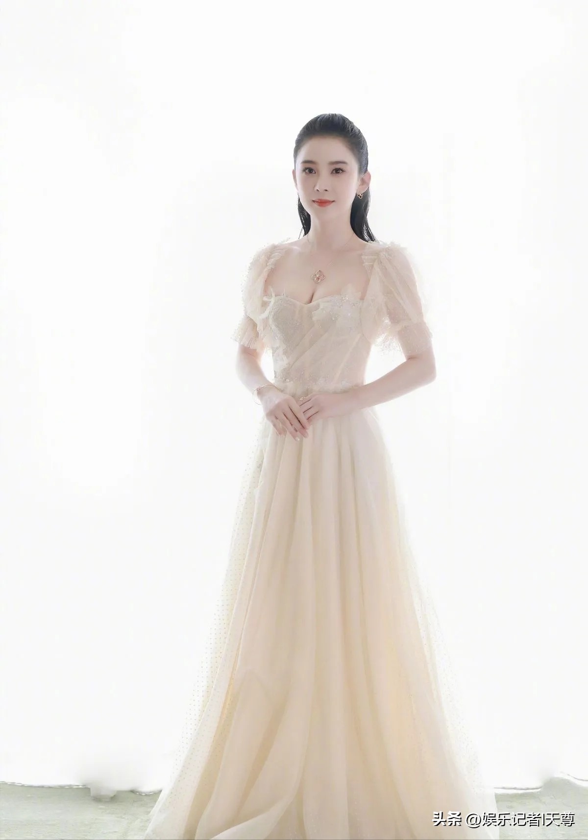 盘点惊艳了时光温柔了岁月的女星,娱乐圈90后最美6大女星