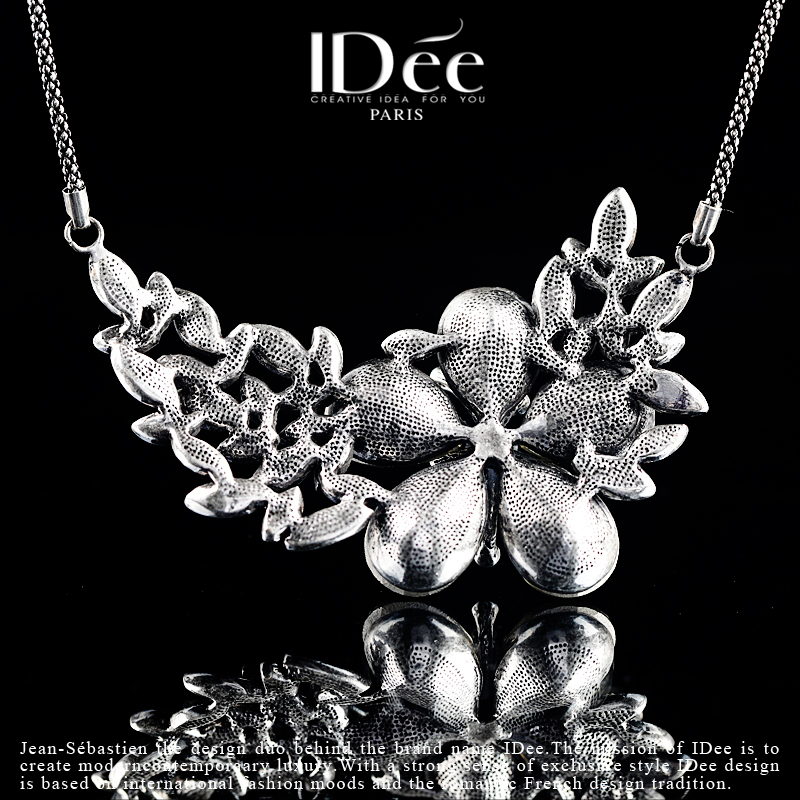 七彩石笑脸项链女轻奢小众设计感,闪钻设计感气质轻奢s925项链