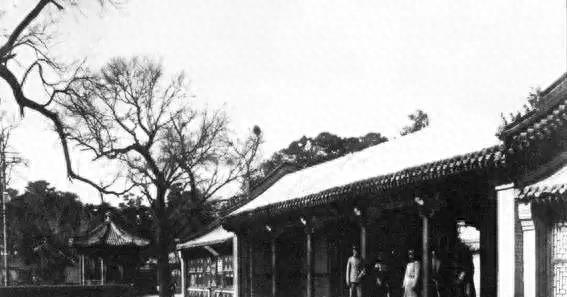 从一片湖泊到中国政治的心脏，中南海有着怎样的历史沉浮？