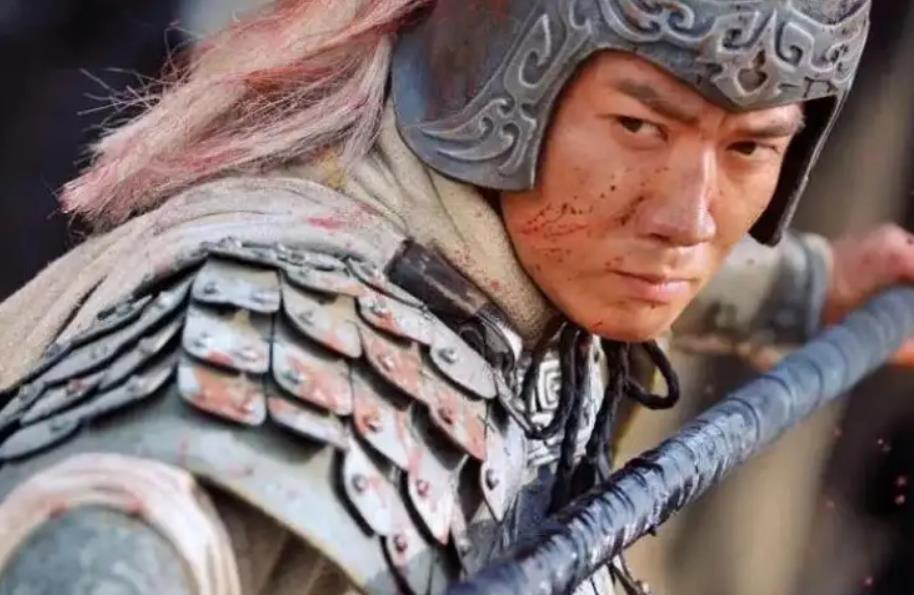 为什么关羽能杀文丑赵云却不行呢,文丑那么厉害却被关羽一刀劈死